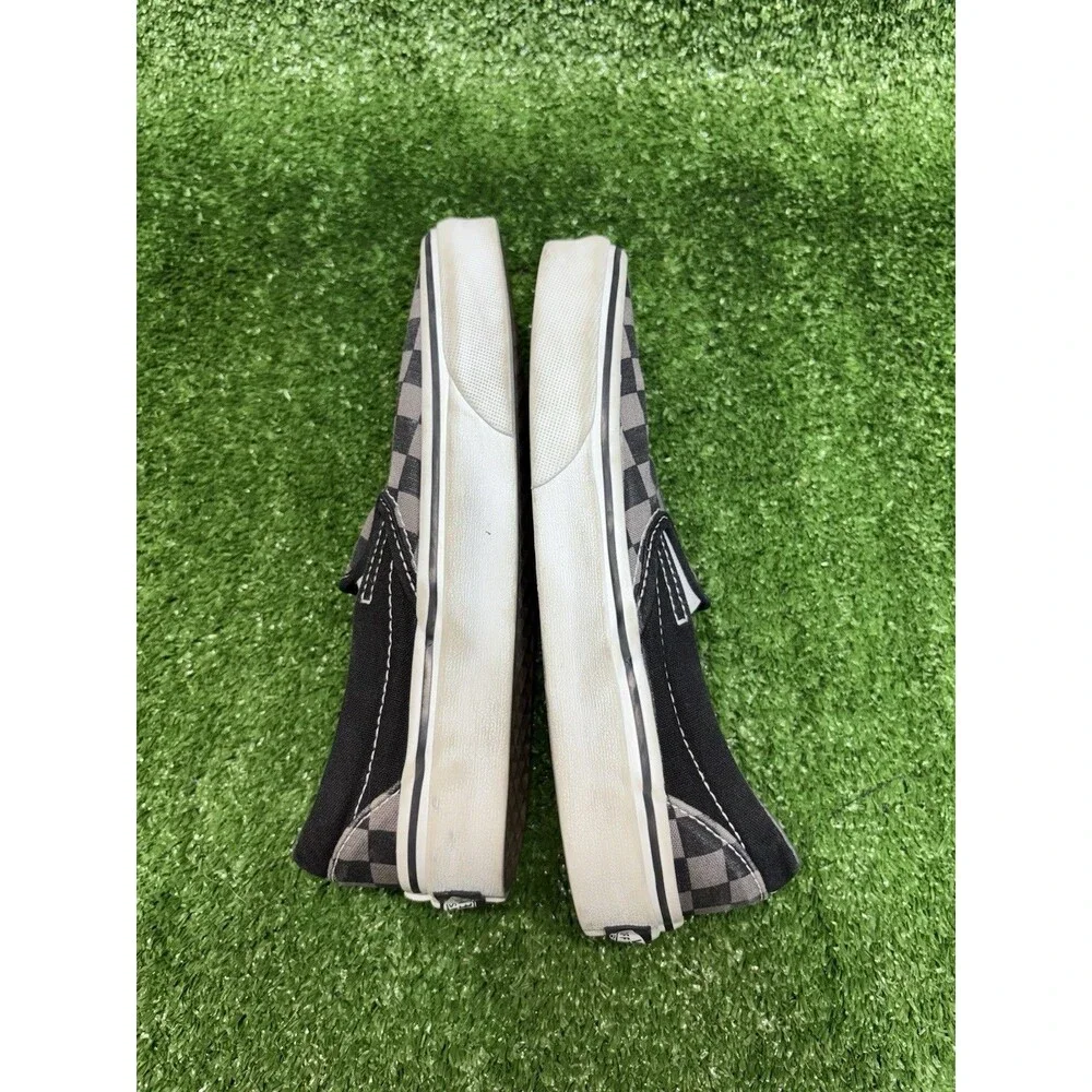 Vans Classic Slip-On Womens Size 5.5 Gray Black Athletic Skate Shoes Sneakers